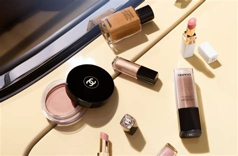 chanel scrigno beauty luxury prezzo|21 Best Chanel Beauty Products for Luxury Lovers (Makeup, .